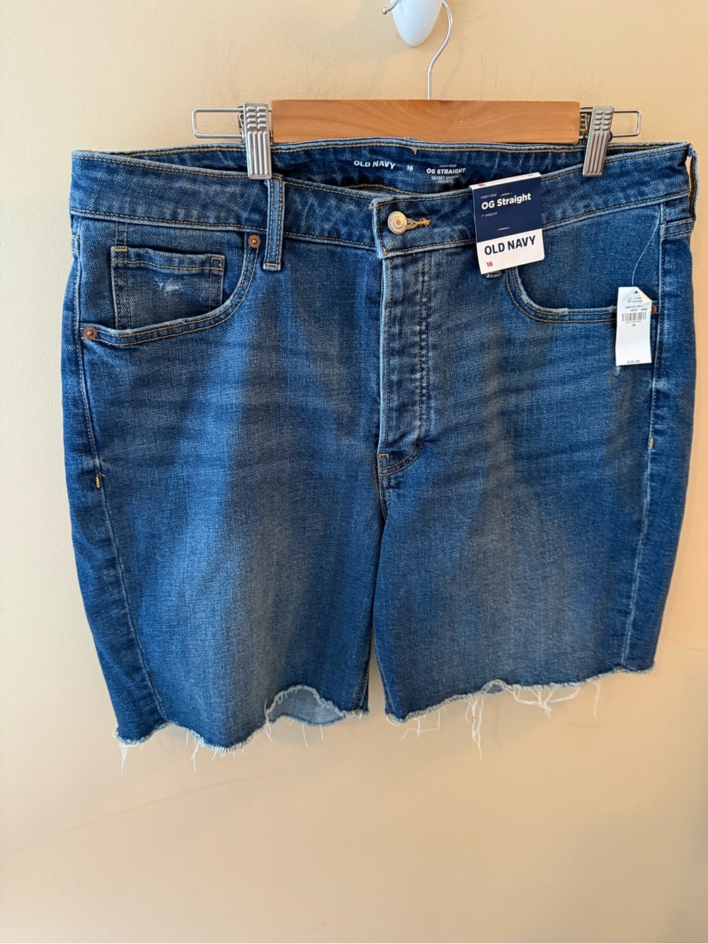 Old Navy Denim Shorts OG straight high rise size 16 NWT